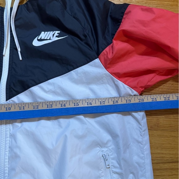 Nike Windbreaker Sportswear Windrunner Jacket Women's Size M (A2 - Picture 15 of 15